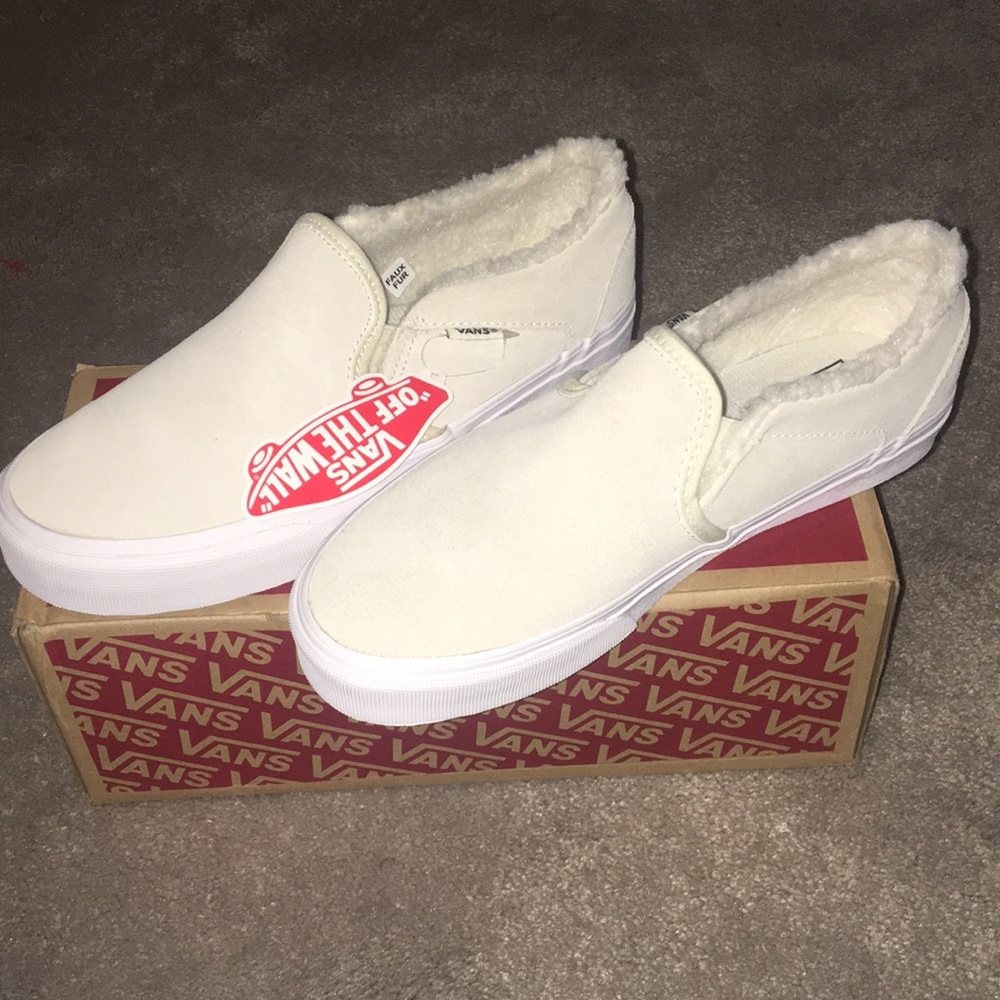 Faux fur Vans BRAND NEW